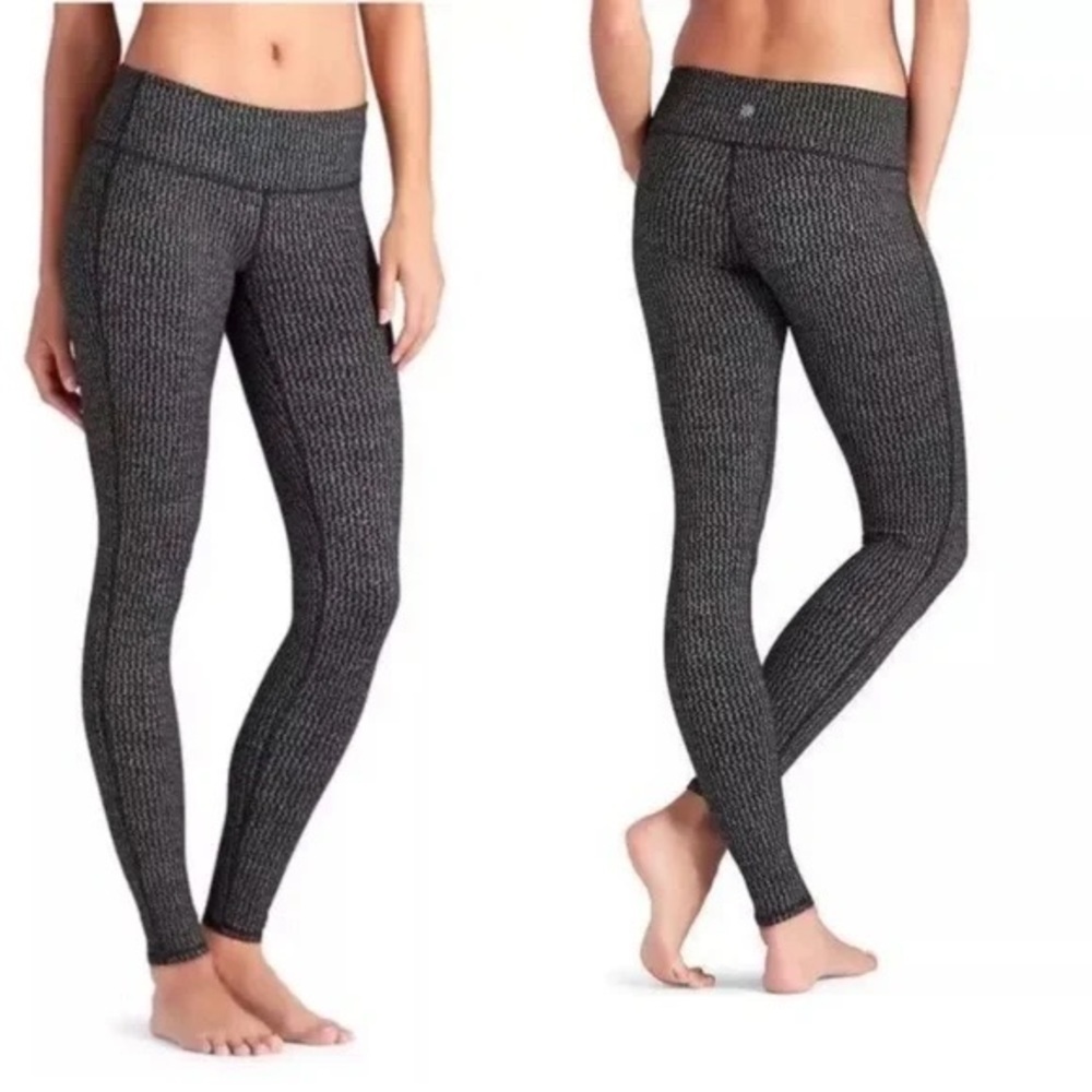 Athleta Black & Gray Zig Zag Chaturanga Legging